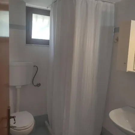Daire Olympia Cosy Flat, Location *
